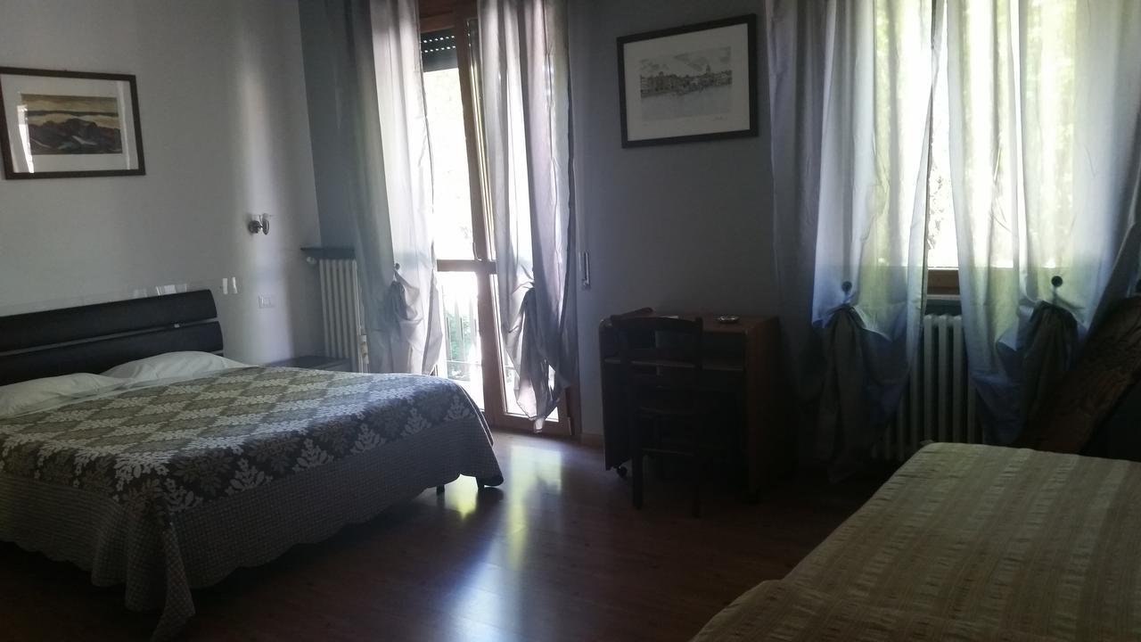 Trattoria Ceriati Room & Breakfast 살소마지오레테르메 외부 사진